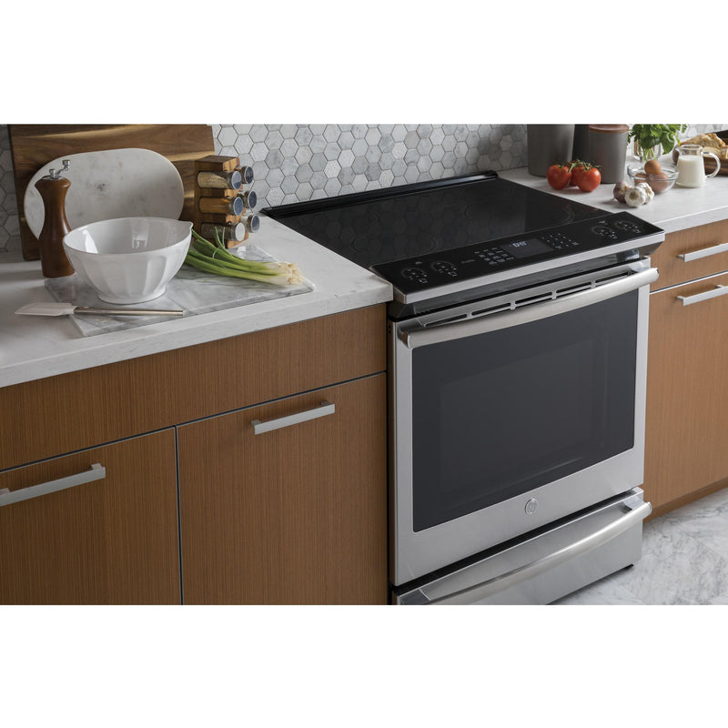 GE Profile 30-inch Slide-in Electric Induction Range with True European Convection Technology PCHS920YMFS - 176316 IMAGE 9