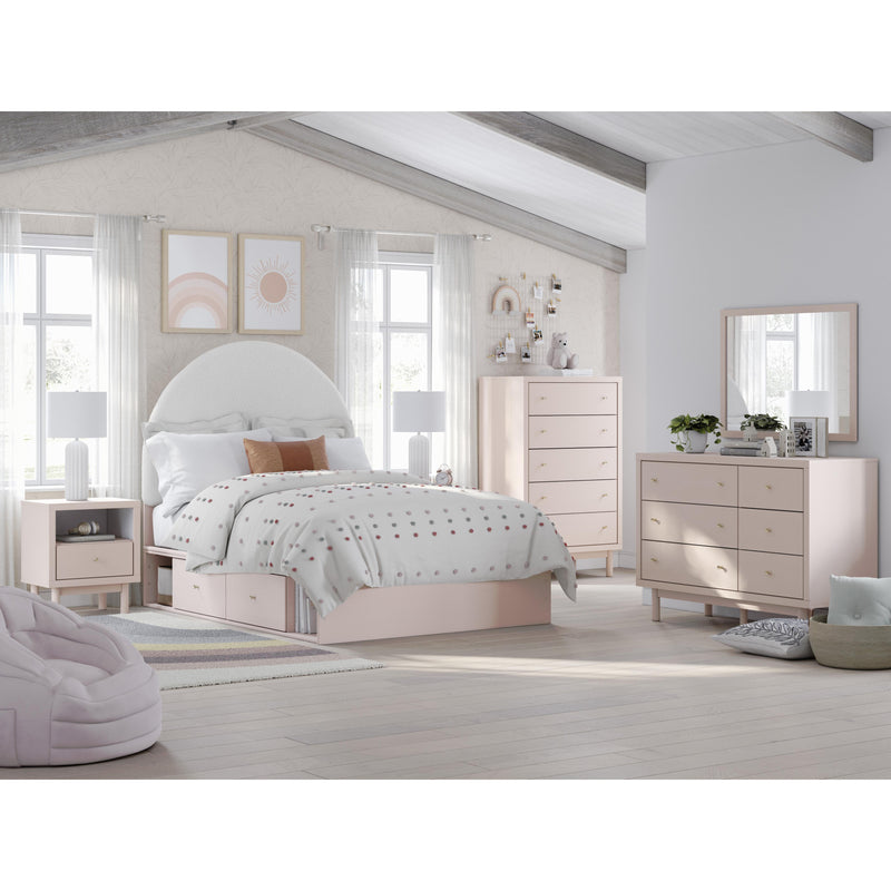 Signature Design by Ashley Wistenpine 6-Drawer Dresser with Mirror B1323-221/B1323-36 IMAGE 11