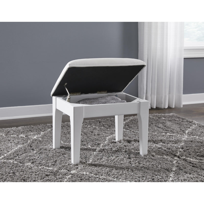 Signature Design by Ashley Chalanna Vanity Seating B822-01 IMAGE 6