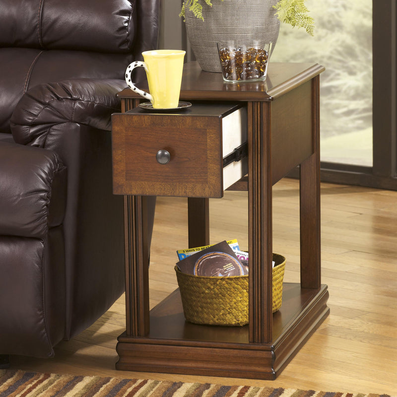 Signature Design by Ashley Breegin End Table 154315 IMAGE 3