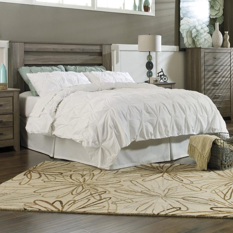 Signature Design by Ashley Zelen Full Poster Bed 158309/171569 IMAGE 1