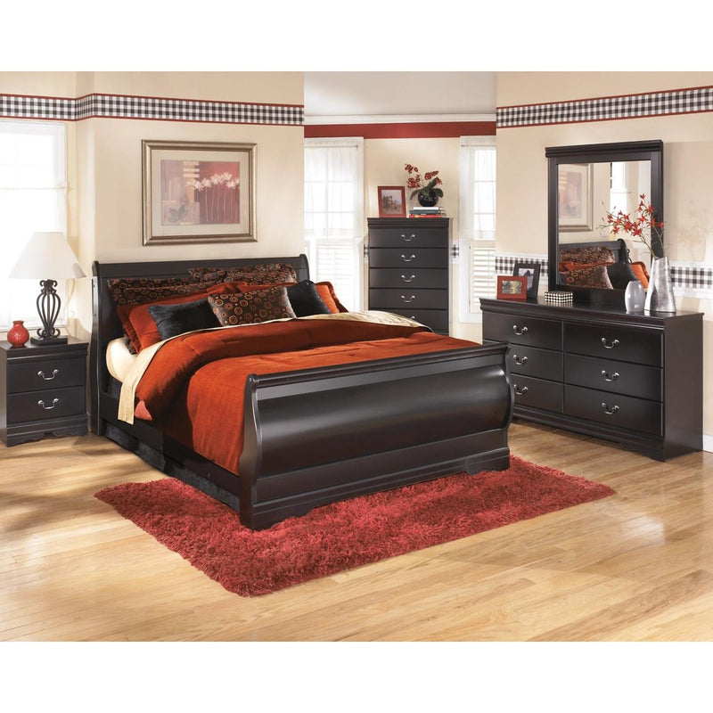 Signature Design by Ashley Huey Vineyard B128 7 pc Queen Bedroom Set IMAGE 1