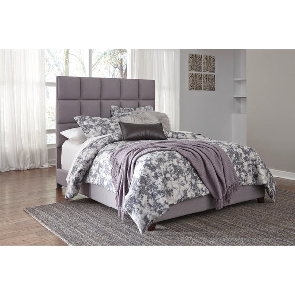 Signature Design by Ashley Dolante Queen Upholstered Bed 168609 IMAGE 1